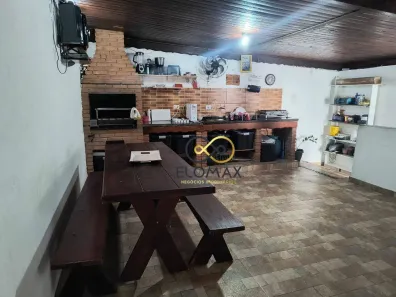Casa com 3 Quartos à venda, 238m² no Jardim Rossi, Guarulhos