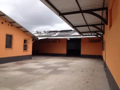 Galpão/Depósito/Armazém para alugar, 1200m² no Benfica, Rio de Janeiro