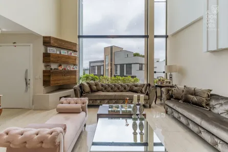 Casa de Condomínio com 3 Quartos à venda, 340m² no Cascatinha, Curitiba