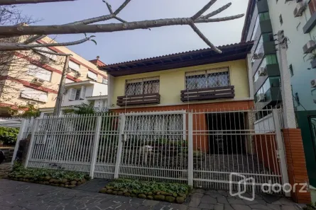 Casa com 3 Quartos à venda, 285m² no Bela Vista, Porto Alegre