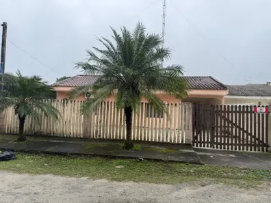 Casa com 3 Quartos à venda, 130m² no Balneário St. Etiene, Matinhos