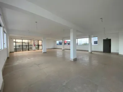 Sala Comercial para alugar, 213m² no Cabral, Contagem