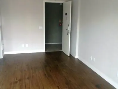 Sala Comercial à venda, 33m² no Centro, Osasco