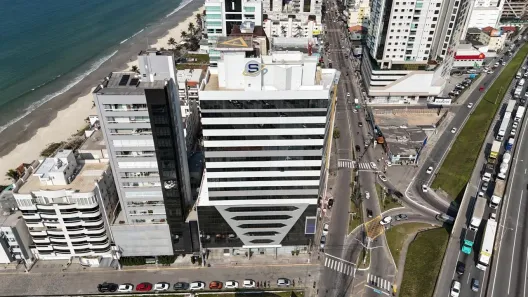 Sala Comercial à venda, 38m² no Centro, Itapema