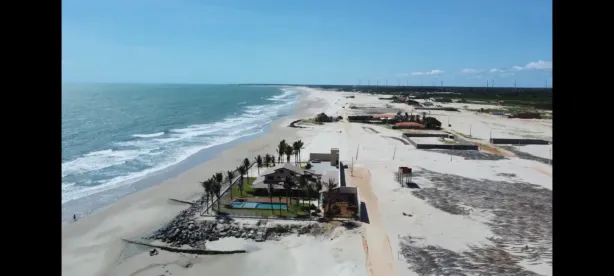 Lote/Terreno à venda, 198m² no Parajuru, Beberibe