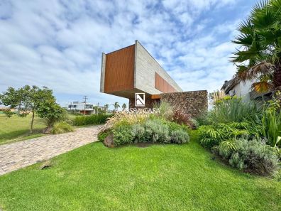 Casa de Condomínio com 4 Quartos à venda, 244m² no Torres, Torres