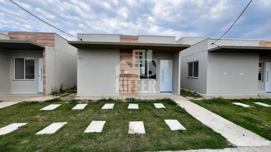 Casa de Condomínio com 2 Quartos à venda, 53m² no Ubatiba, Maricá