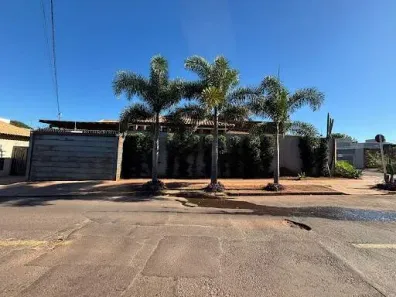 Casa com 3 Quartos à venda, 135m² no Jardim Presidente, Campo Grande