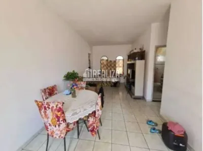 Casa com 5 Quartos à venda, 207m² no Jardim Maracanã, Uberaba