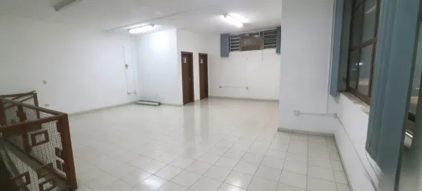 Prédio Comercial para alugar, 120m² no Vila São Geraldo, Taubaté