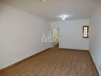 Casa com 3 Quartos para alugar, 250m² no Vila Nair, São Paulo