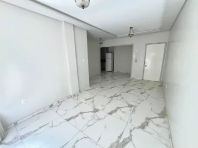 Apartamento com 2 Quartos à venda, 79m² no Centro, Florianópolis