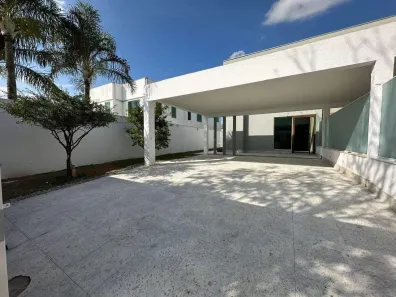 Casa com 4 Quartos à venda, 160m² no Bandeirantes (Pampulha), Belo Horizonte