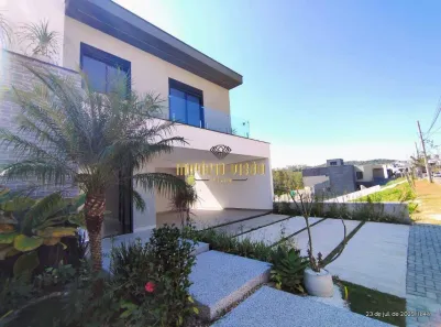 Sobrado com 3 Quartos à venda, 280m² no Cézar de Souza, Mogi das Cruzes