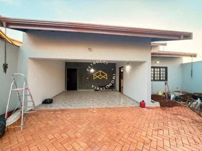 Casa com 3 Quartos para alugar, 200m² no Parque Jambeiro, Campinas