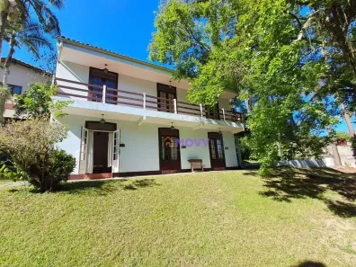 Casa com 6 Quartos à venda, 875m² no Mata Paca, Niterói