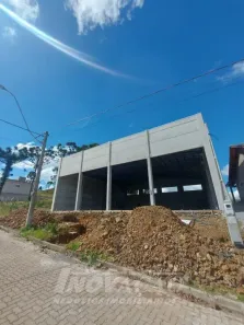 Galpão/Depósito/Armazém para alugar, 550m² no Ana Rech, Caxias do Sul