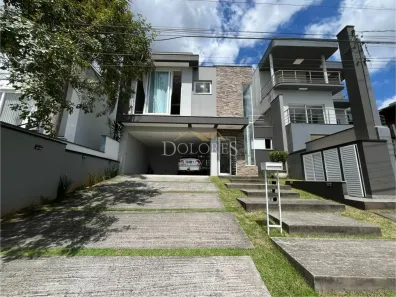 Casa de Condomínio com 3 Quartos à venda, 180m² no Parque Residencial Itapeti, Mogi das Cruzes