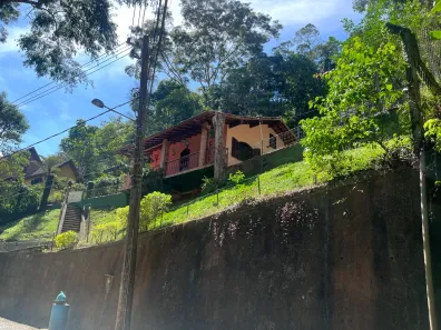 Casa com 2 Quartos à venda, 100m² no Araras, Petrópolis