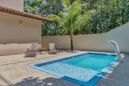 Sobrado com 4 Quartos à venda, 333m² no Boracéia, São Sebastião