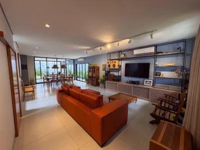 Sobrado com 4 Quartos à venda, 330m² no Parque Residencial Tropical Ville, Cuiabá