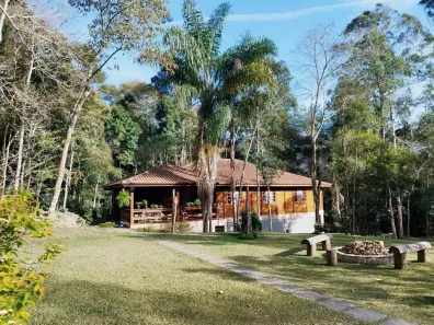 Casa com 4 Quartos à venda, 215m² no Quebra Frascos, Teresópolis