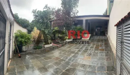 Casa com 4 Quartos à venda, 244m² no Jardim Sulacap, Rio de Janeiro
