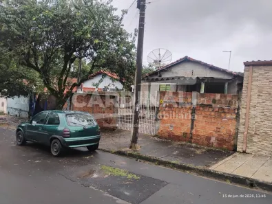 Casa com 2 Quartos à venda, 80m² no Jardim Roberto Selmi Dei, Araraquara
