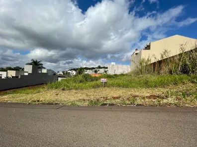 Lote/Terreno à venda, 339m² no Parque Veneza, Arapongas