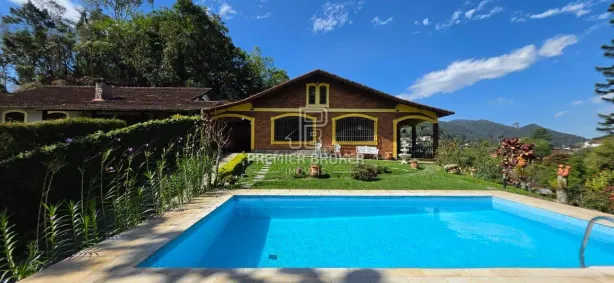 Casa com 10 Quartos à venda, 408m² no Carlos Guinle, Teresópolis
