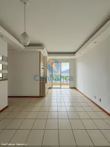 Apartamento com 3 Quartos para alugar, 77m² no Valparaíso, Serra
