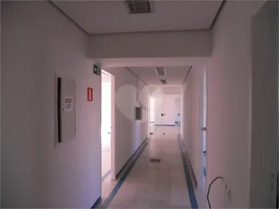 Sala Comercial para alugar, 143m² no Liberdade, São Paulo