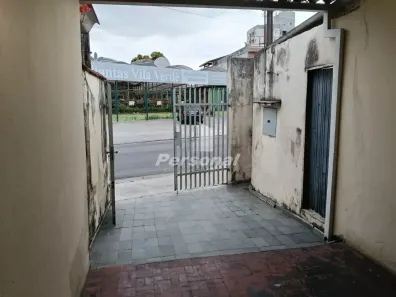 Casa com 2 Quartos para alugar, 70m² no Parque São Luís, Taubaté