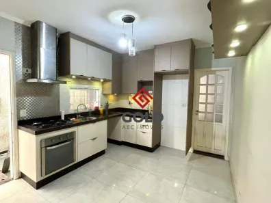 Sobrado com 2 Quartos à venda, 134m² no Vila Scarpelli, Santo André