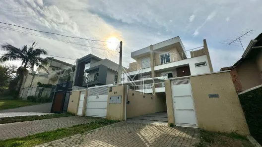 Sobrado com 3 Quartos à venda, 179m² no Santo Inácio, Curitiba