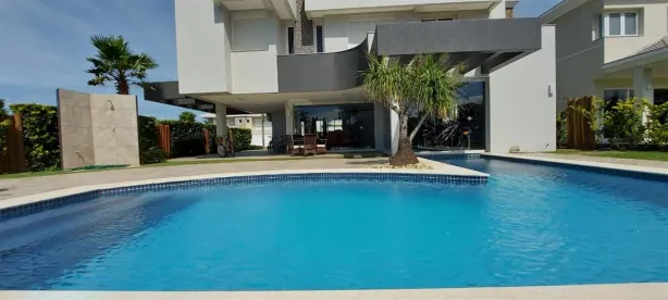 Casa com 4 Quartos à venda, 369m² no Torres, Torres