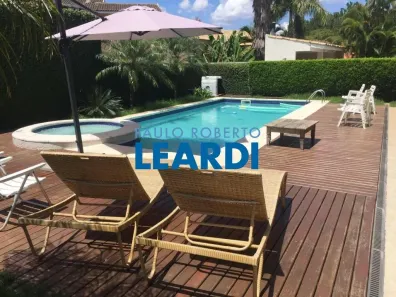 Casa de Condomínio com 4 Quartos para alugar, 400m² no Alphaville, Santana de Parnaíba