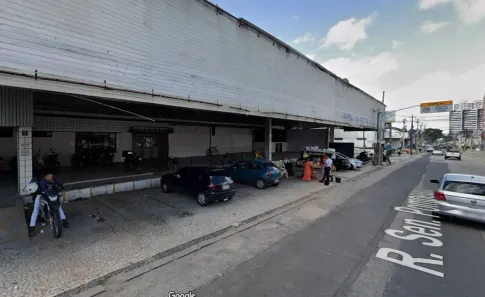 Galpão/Depósito/Armazém com 3 Quartos para alugar, 2000m² no José Bonifácio, Fortaleza