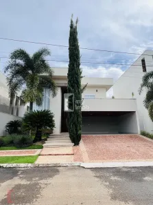 Sobrado com 4 Quartos à venda, 350m² no Setor Bougainville, Anápolis
