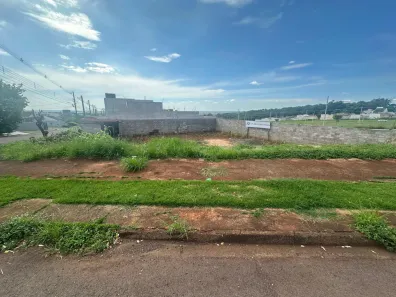 Lote/Terreno à venda, 665m² no Jardim Tóquio, Maringá