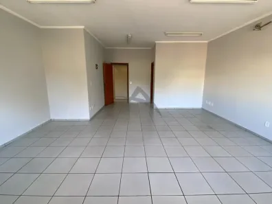 Sala Comercial para alugar, 260m² no Jardim Chapadão, Campinas