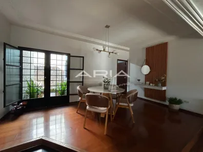 Casa com 3 Quartos à venda, 200m² no Jardim Alvorada, Londrina
