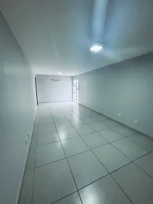 Ponto Comercial para alugar, 30m² no Zona Industrial, Brasília