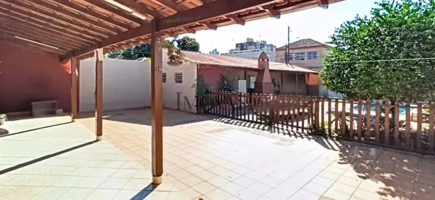 Casa com 4 Quartos à venda, 193m² no Vila Brasil, Londrina