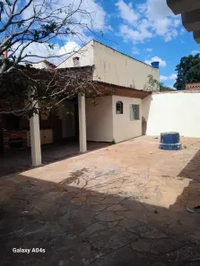 Imóvel Comercial com 3 Quartos à venda, 300m² no Santa Genoveva, Goiânia
