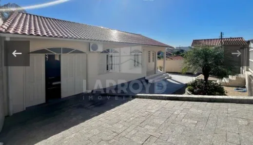 Casa com 3 Quartos à venda, 162m² no Oficinas, Tubarão