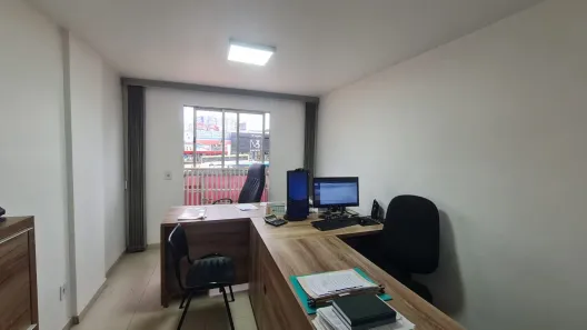 Sala Comercial à venda, 28m² no Taguatinga Centro, Brasília