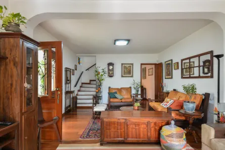 Casa com 4 Quartos à venda, 210m² no Sumaré, São Paulo