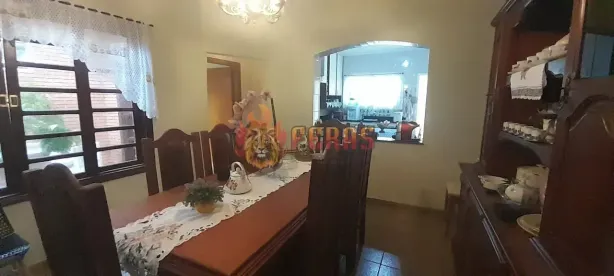 Casa com 3 Quartos à venda, 200m² no Jardim Astro, Sorocaba