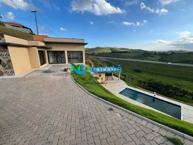 Fazenda/Sítio com 3 Quartos à venda, 160m² no Centro, Igaratá